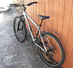Specialized Rockhopper mountain bike – 17”