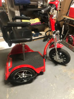 2022 red ChallengerX 3Wheel Scooter model J750
