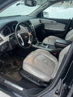 2010 Chevrolet Traverse LTZ FWD 150,000 mi
