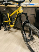 Santa Cruz Nomad Medium Frame Excellent Shape