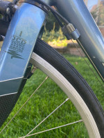 (Size M) K2 Road Bike fits 5’6-5’10 CARBON FORK
