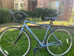 (Size M) K2 Road Bike fits 5’6-5’10 CARBON FORK