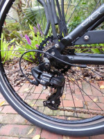 LIKE NEW ELECTRA TOWNIE 7D HYBRID CRUISER WITH LIGHTS, REAR RACK