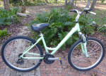 SEAFOAM GREEN SCHWINN SUBURBAN CS HYBRID BIKE