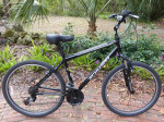 LIKE NEW SCHWINN SUBURBAN ALX HYBRID BIKE WITH LIGHTS
