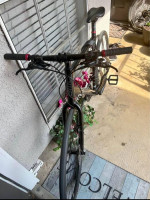 Large BMC road bike / hybrid bike