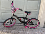Really cute 20" girl's Huffy bike pink & black