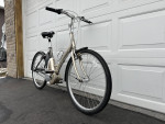 GIANT Lite E-Bike (EXCELLENT CONDITION)