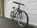 SPECIALIZED HardRock Sport Mountain Bike
