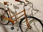 VINTAGE CLASSIC SCHWINN  5 SPEED COLLEGIATE
