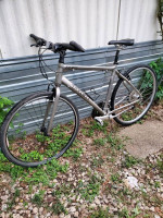 700c Trek hybrid bike 20 inch (XL frame)