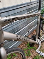 700c Trek hybrid bike 20 inch (XL frame)
