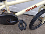Joystar Totem 18" Kids Bike