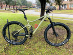Liv embolden2 full suspension MTB