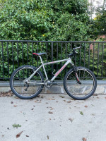 Performance M101 Mountain bike