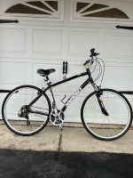 NICE DIAMONDBACK EDGEWOOD HYBRID BIKE - CAN DELIVER