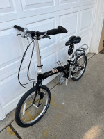 Dahon Speed TR folding bicycle