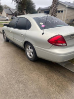 2005 Ford Taurus 140,000 mi