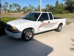 2000 Chevrolet S-10 LS 4WD 67,000 mi