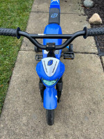 12" RX12 HYPER BIKE WITH TRAINING  WHEELS $42