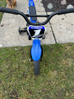 12" YAMAHA BIKE WITH TRAINING WHEELS $45