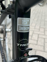 TREK 7.9 FX CARBON FIBER BIKE