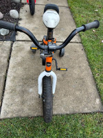 12" RORAL RIDER BIKE WITH TRAINING  WHEELS $29