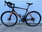 Giant Contend SL2 Lg Road Bike