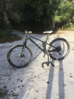 2022 yt izzo large 29er