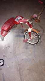 Radio Flyer Tricycle FIXER UPPER