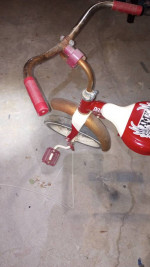Radio Flyer Tricycle FIXER UPPER