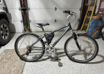 [5ft to 5’7] Trek Mountain Bike for kids or adult 14.5” frame