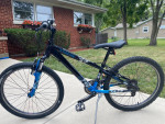 FREE HELMET 24” TREK Young Adult Kids Mountain Bike