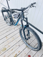 2017 Ibis Mojo HD3 Full Carbon Medium Frame $1700 FIRM