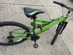 Mongoose Mountain Bike ()