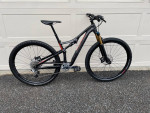 Specialized Camber Expert Carbon 29 mountain bike