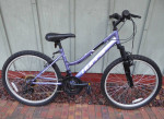 HUFFY ROCK CREEK MOUNTAIN BIKE FOR YOUTH OR SMALL ADULT