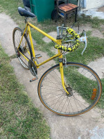 27.5” Schwinn Continental Vintage Racing Bike