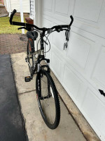 GREAT SPECIALIZED CROSSTRAIL HYBRID BIKE - CAN DELIVER