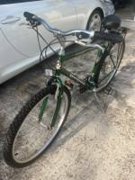 Diamondback Outlook DX Hybrid Bike in Excellent Condition.