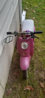 Razor Daisy electric scooter