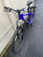 Specialized Hard Rock Comp Mountain Bike