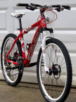 Gary Fisher Trek Marlin Mountain Bike-Medium frame -Rock Shocks