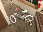 16 girls roadmaster magic dance bike