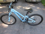 Specialized- Hotrock 24", 21 Speed Hybrid Bike. Almost LIKE NEW!