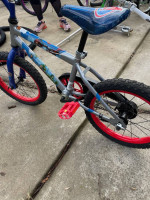 Huffy 16" Avengers Assemble Bike