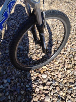 Kona Blast  MTB front suspension, new grips