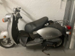 2005 Yamaha Vino - 50CC CLEAN TITLE (Needs Work)