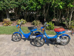 2 Suzuki FA50 Mopeds