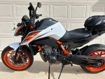 2021 KTM 890 Duke r
